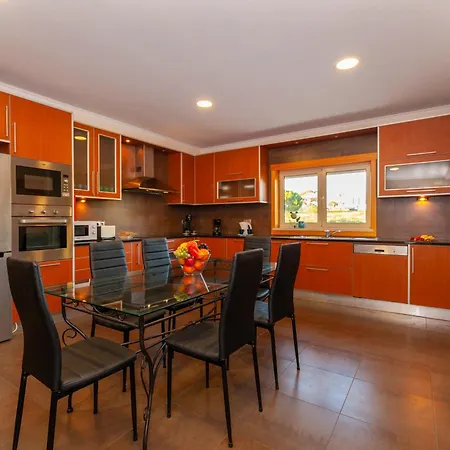 Florida - Piscina Aquecivel, Bbq E Sala De Jogos - Villa *