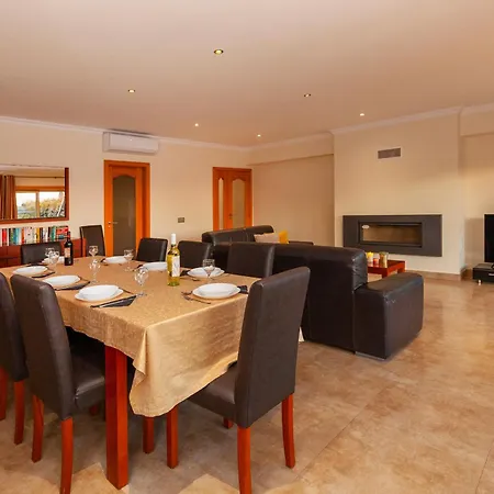 Villa Florida - Piscina Aquecivel, Bbq E Sala De Jogos - Albufeira