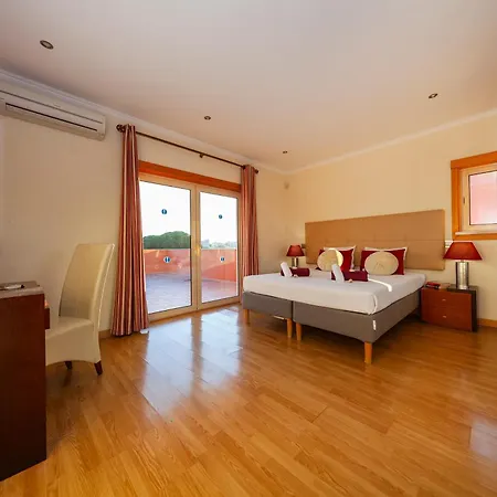Florida - Piscina Aquecivel, Bbq E Sala De Jogos - Villa Albufeira