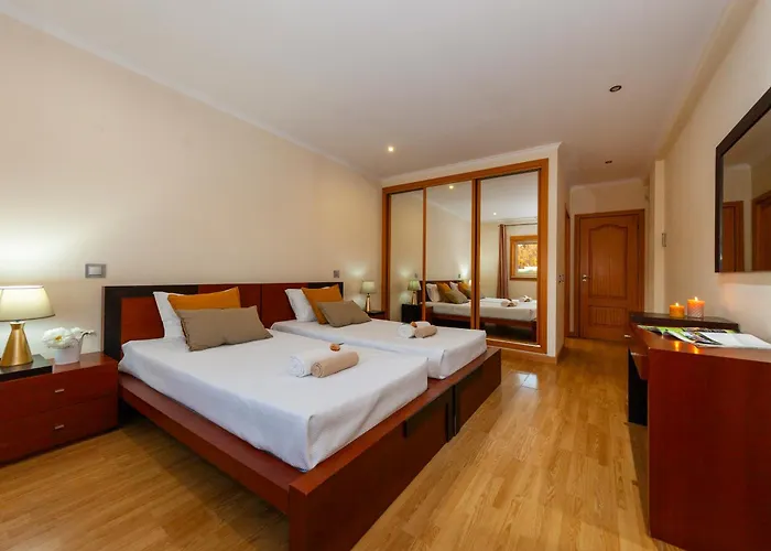 Florida By Algarve Vacation Villa Albufeira