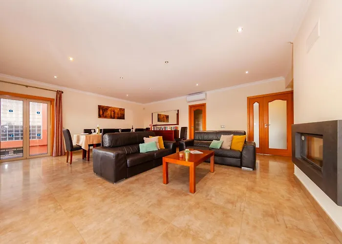 Villa Florida By Algarve Vacation